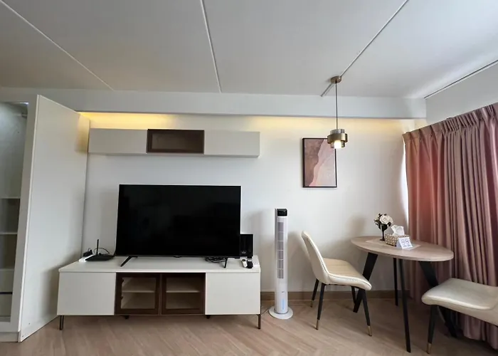 Apartment Lazy House At Impact Muangthong *